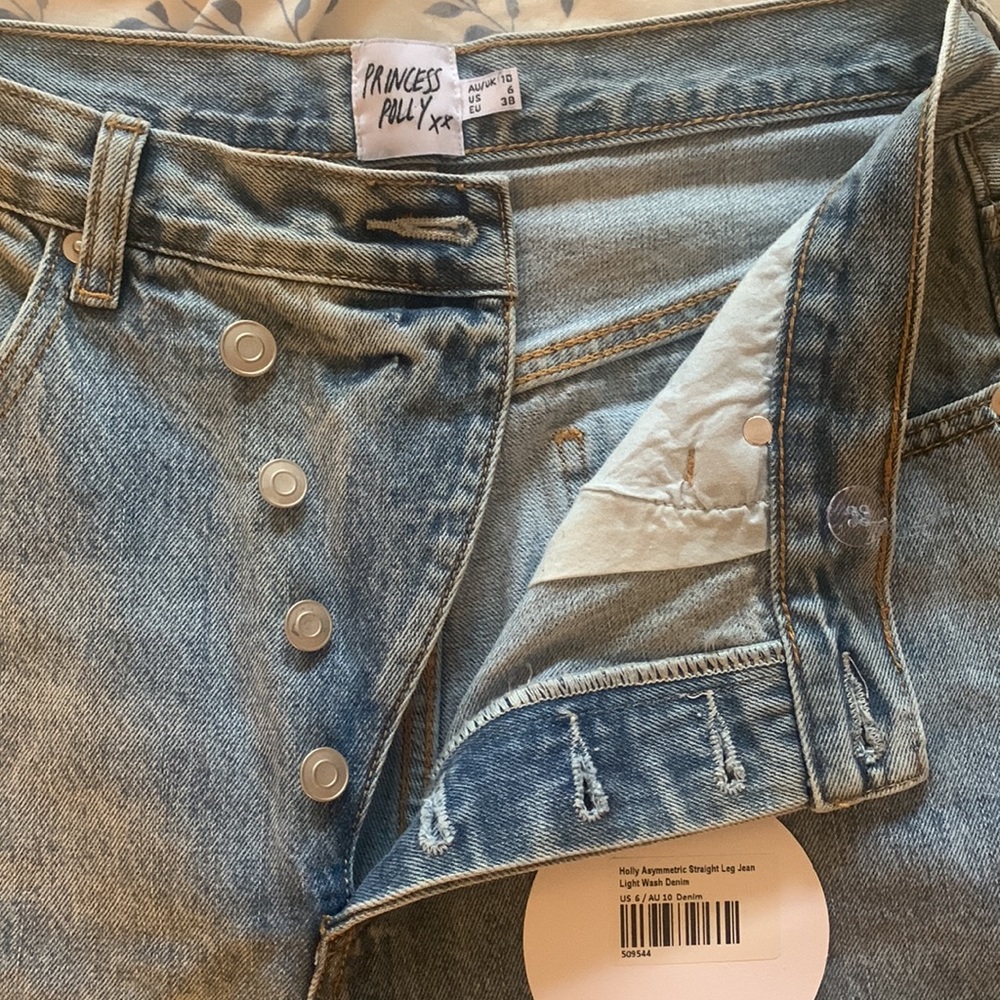 BNWT Princess Polly assymetrical straight leg jeans